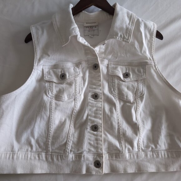 Torrid Denim Women's White Vest Jean/Denim Button Up Chest Pocket, Size 2 - Picture 3 of 7
